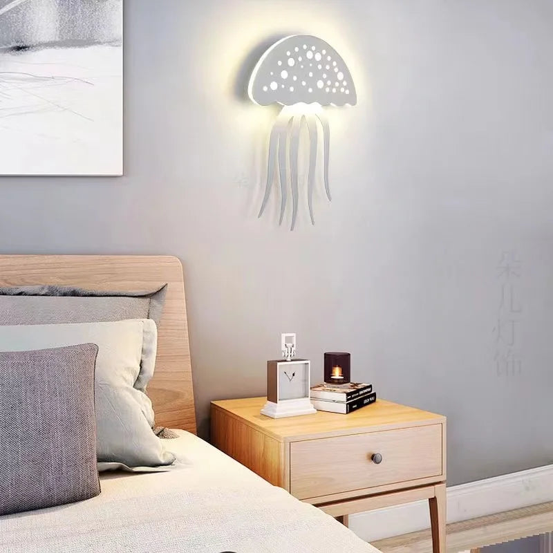 GlimmerCoral – Underwater Jellyfish Wall Lamp