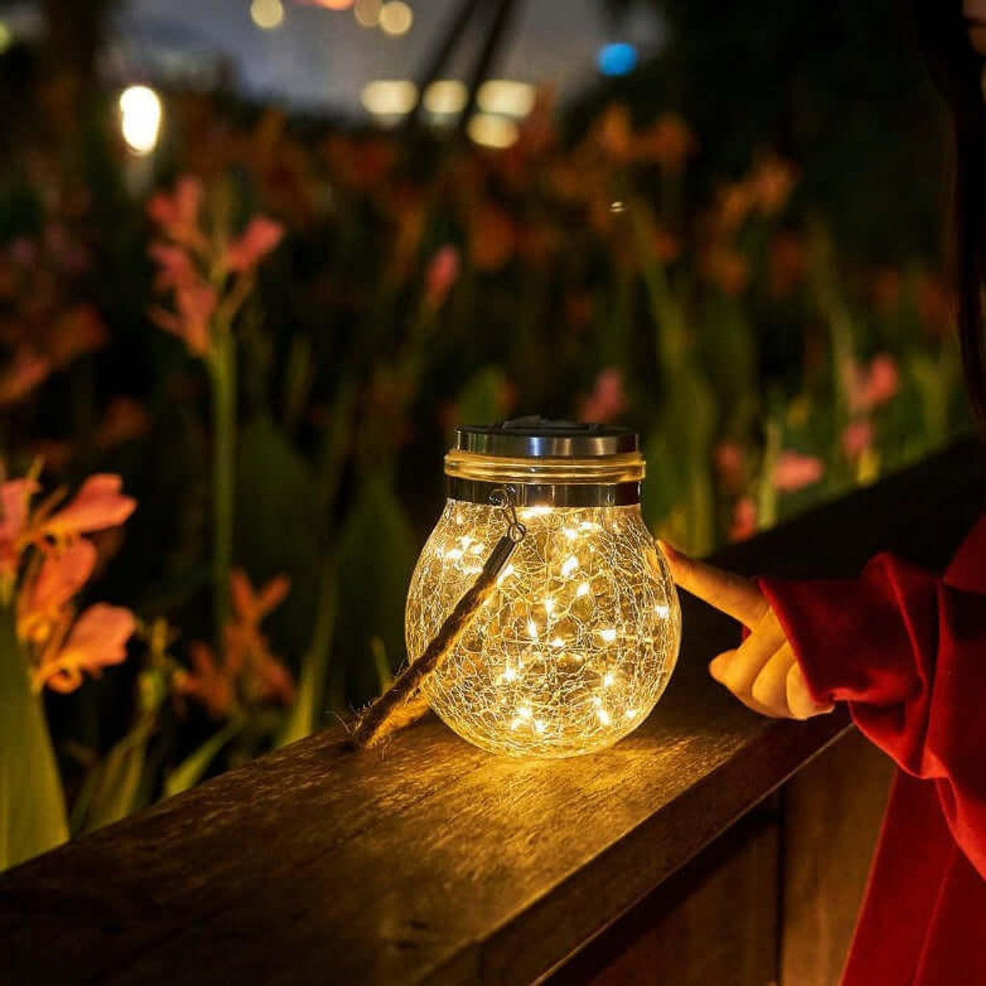 4-Pack Solar Glass Garden Lights Ice Crack Design