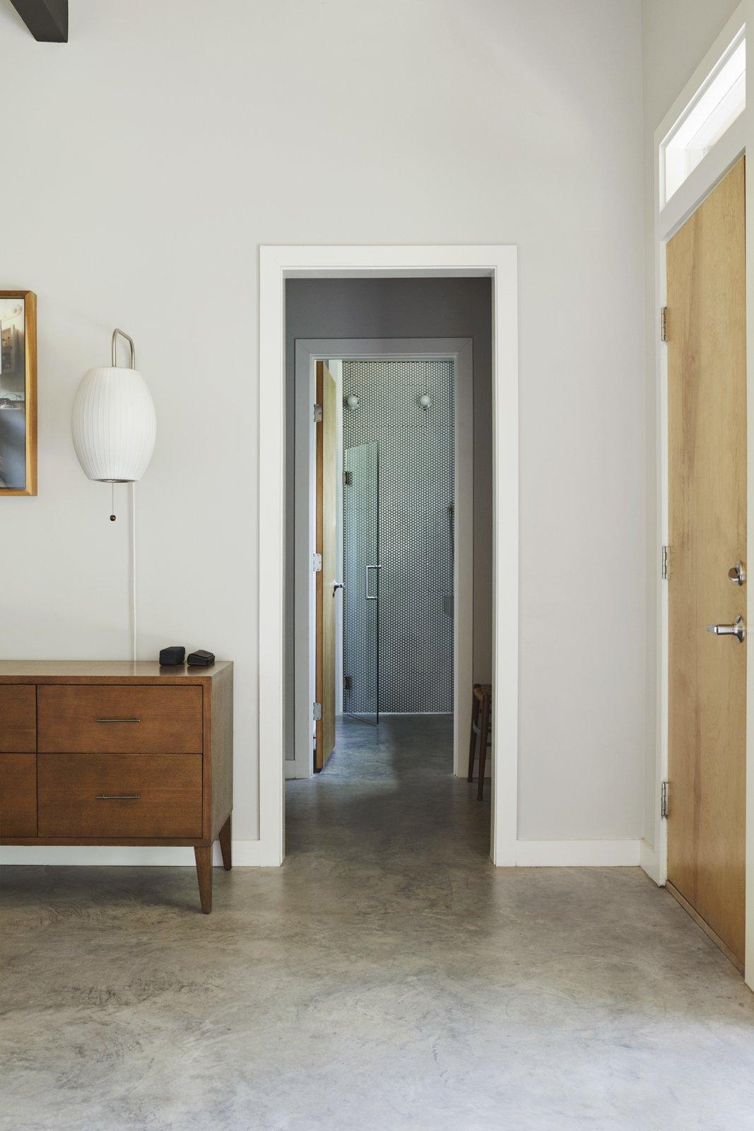 Mid-Century Modern LED Wall Sconce Light