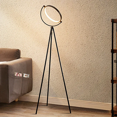 Scandinavian Floor Lamp – Nordic Halo LED Light