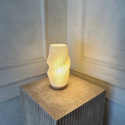 Wavecrest Lamp – Sleek USB-Powered Dimmable Table Lamp