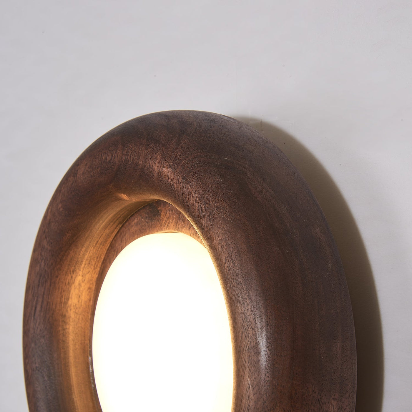 Orbitus LED Wall Light – Modern Wooden Frame