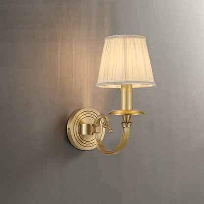 GlowMajesty – Elegant Gold Wall Lamp for Regal Lighting