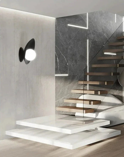 MinimalGlow  – Sleek Wall Lamp with Energy-Efficient LED