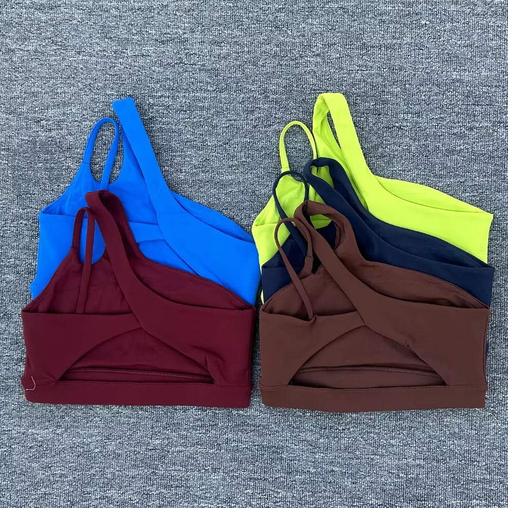 Women’s Shockproof Sports Bra with Oblique Shoulder Straps for Fitness