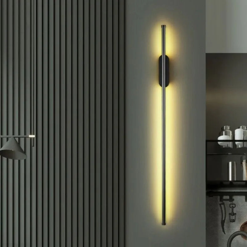 LuxeSofa – Modern Wall Lamp in Black and Gold for Stylish Living