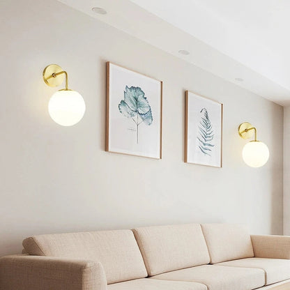 CircleLuxe – Scandinavian Wall Light with Adjustable Lighting
