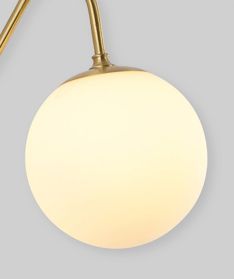 CircleLuxe – Scandinavian Wall Light with Adjustable Lighting