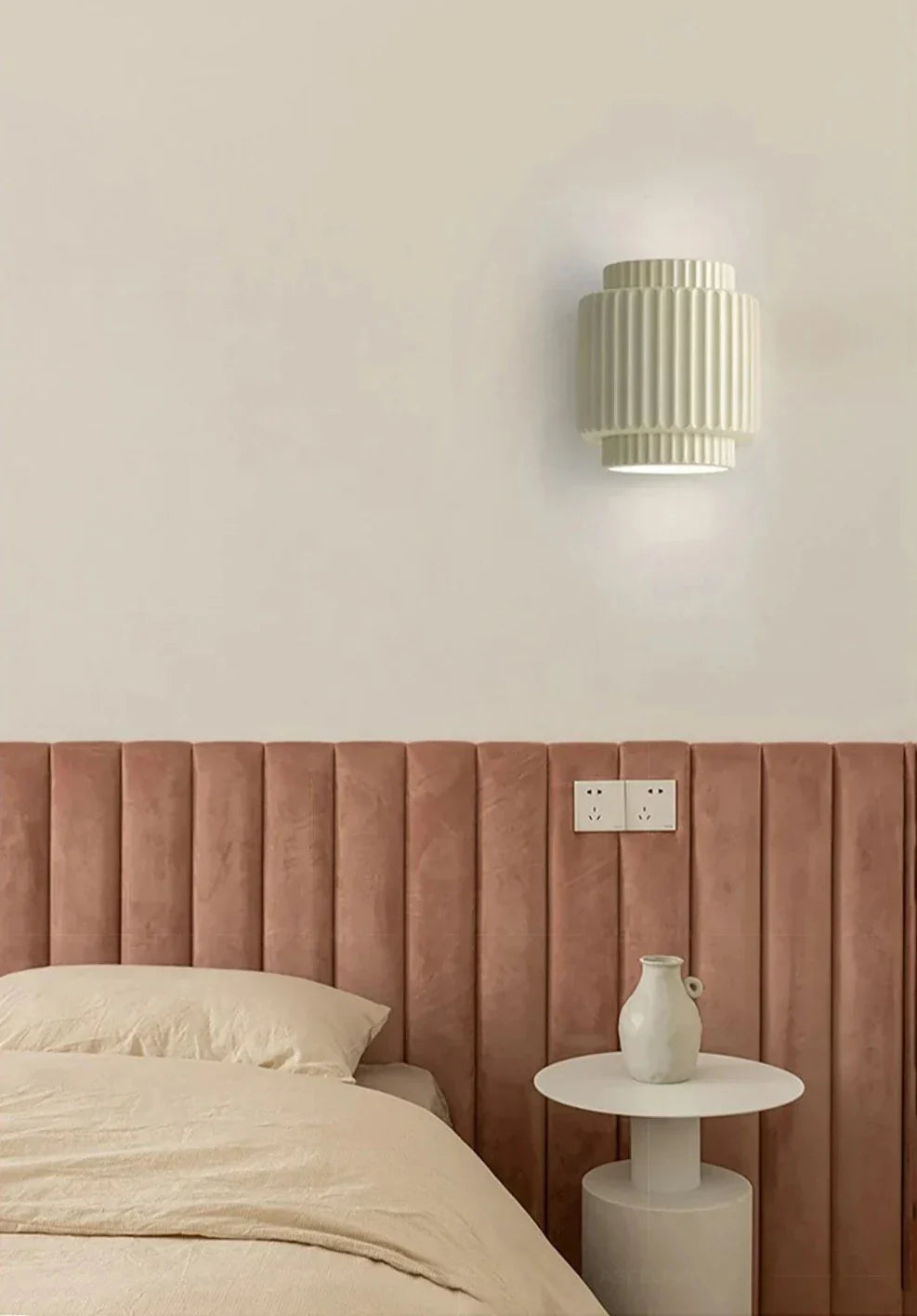 BeamPure – Scandinavian Wall Lamp with Striped Design