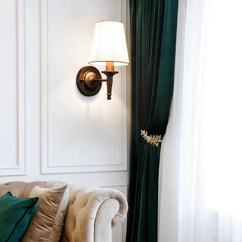 RayGlow – LED Wall Lamp with Stylish American Design