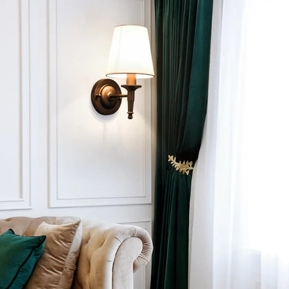 RayGlow – LED Wall Lamp with Stylish American Design