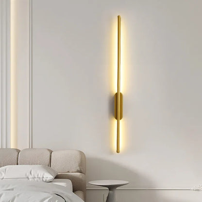 LuxeSofa – Modern Wall Lamp in Black and Gold for Stylish Living