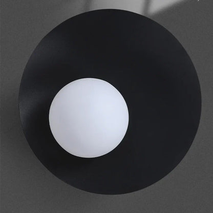 MinimalGlow  – Sleek Wall Lamp with Energy-Efficient LED