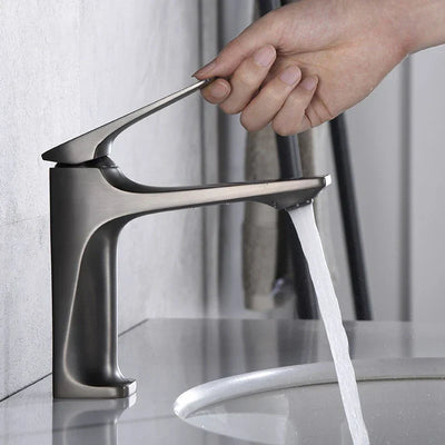 Elegant Bathroom Faucet  Single Handle  Durable Metal