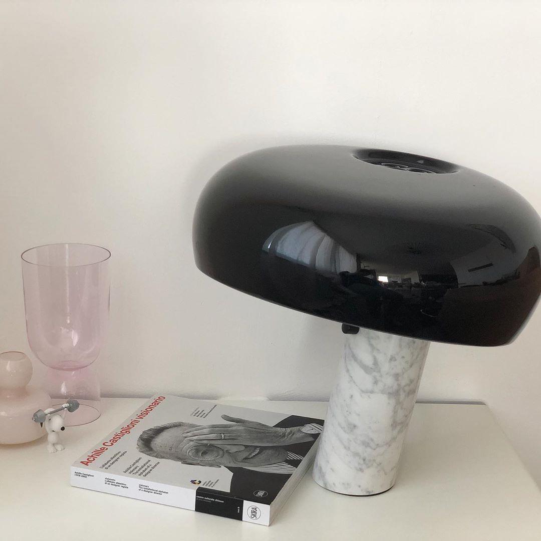 Art Marble Table Lamp with Italian Carrara Base