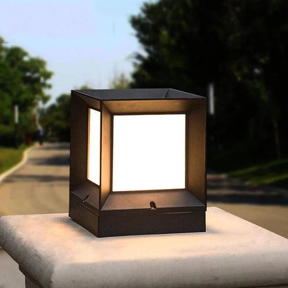 GateLume – Outdoor Pillar Lamp for Entrance Lighting