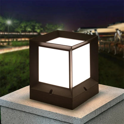 GateLume – Outdoor Pillar Lamp for Entrance Lighting