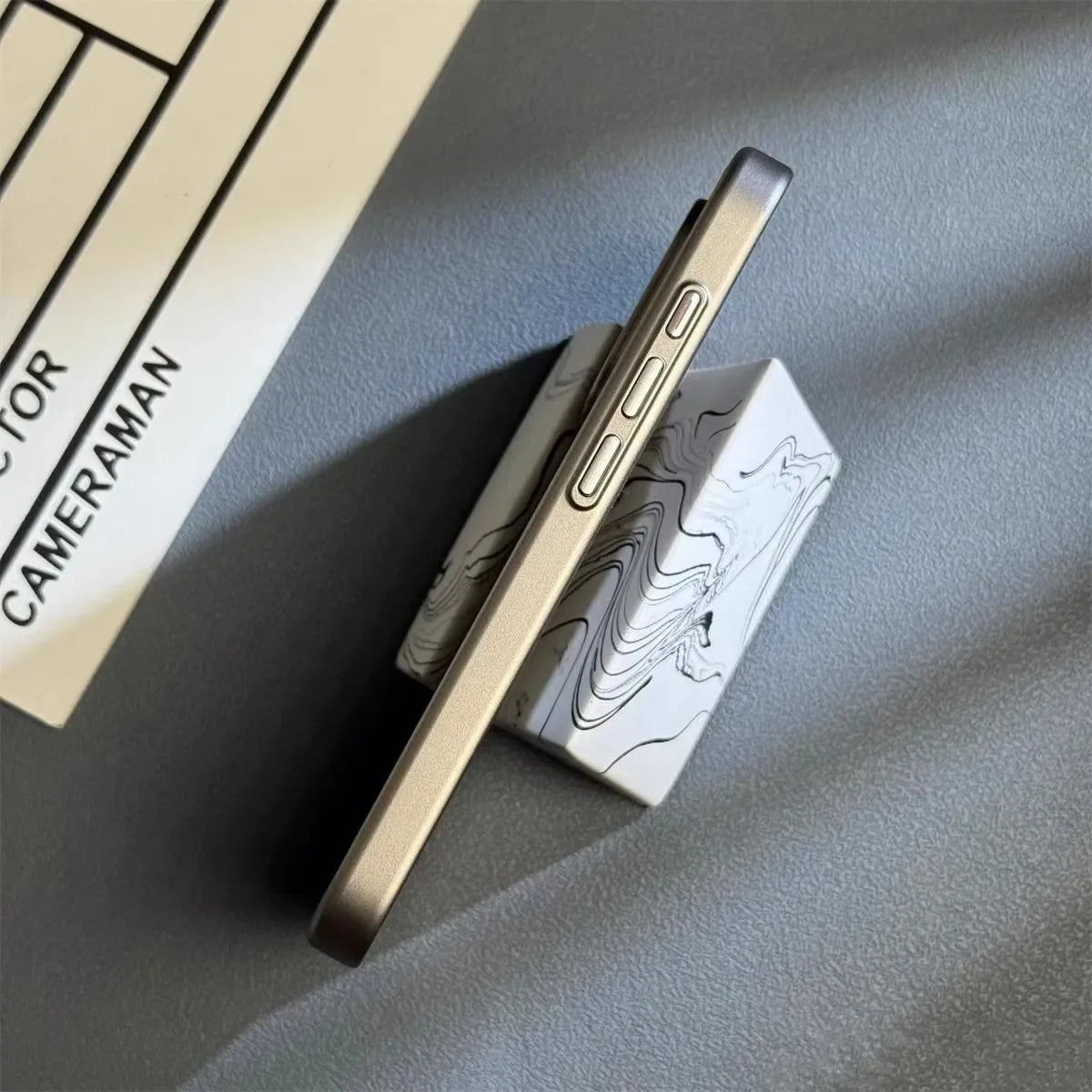 Slim Shockproof iPhone Case – Ultra-Thin & Durable