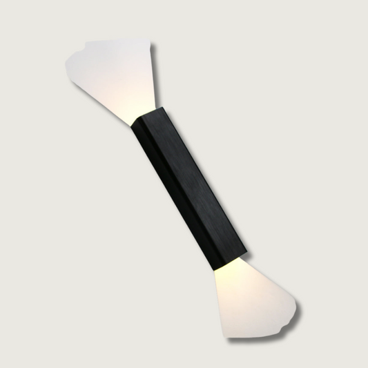BeamGlow – Sleek Outdoor Lamp for Contemporary Spaces