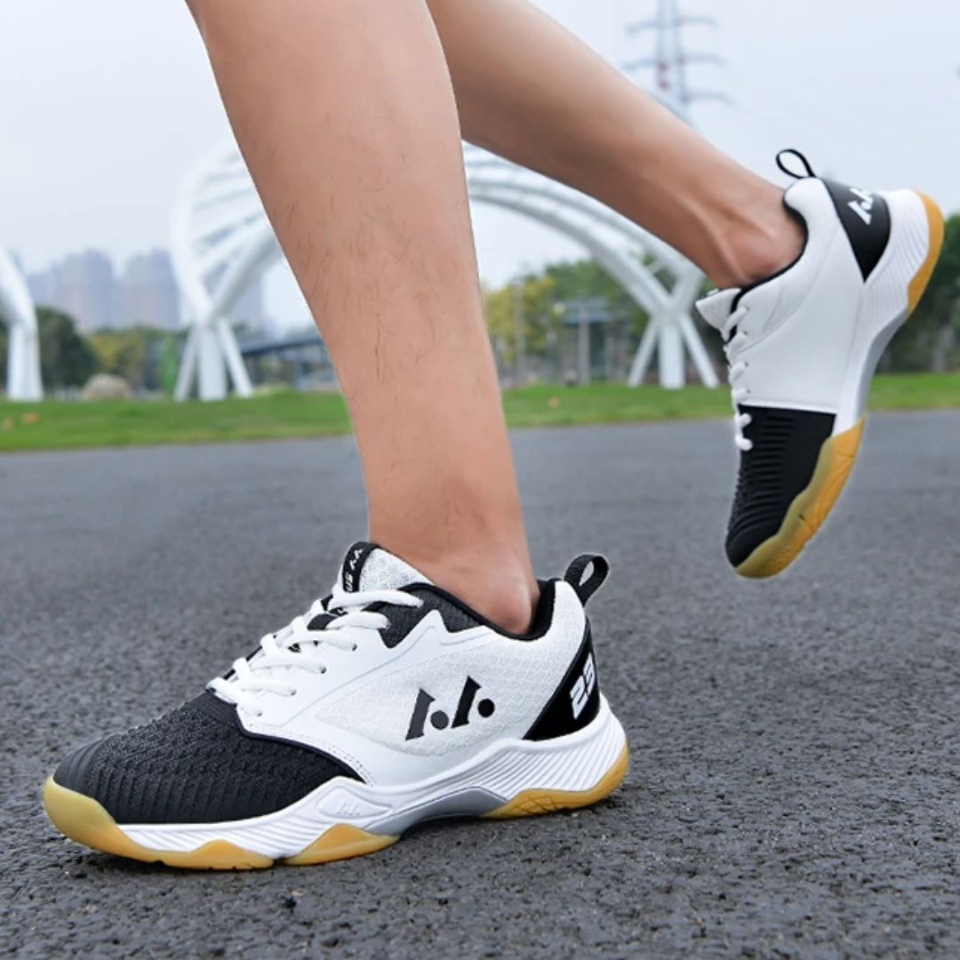 Comfortable Durable Men’s Badminton Shoes for Training