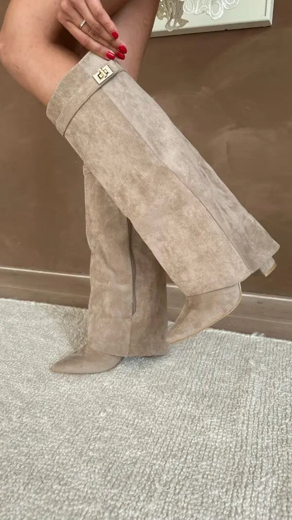 Women’s Black Leather Knee High Boots with Elegant Design