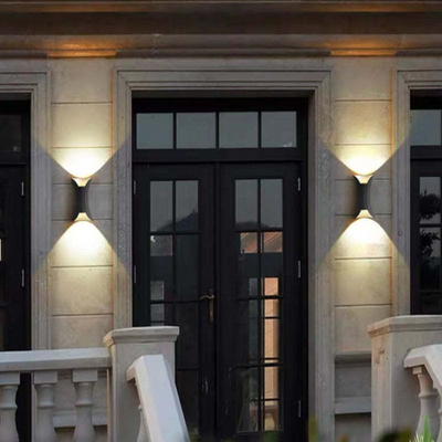 Durable Outdoor Waterproof LED Aluminum Wall Lamp