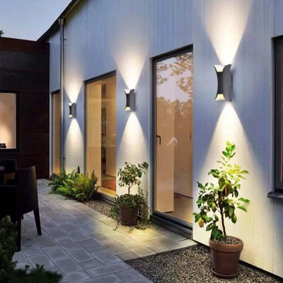 Durable Outdoor Waterproof LED Aluminum Wall Lamp