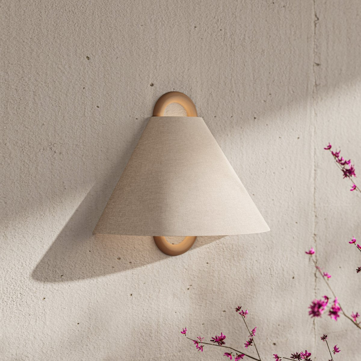 Wooden Wall Lamp with Fabric Shade – Warm Light