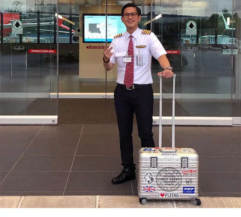 Monaco Aluminum Magnesium Hard Shell Suitcase with 360° Spinner Wheels
