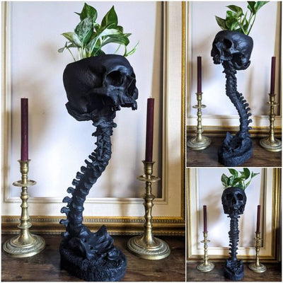 BoneBloom | Planter with Skull and Spine