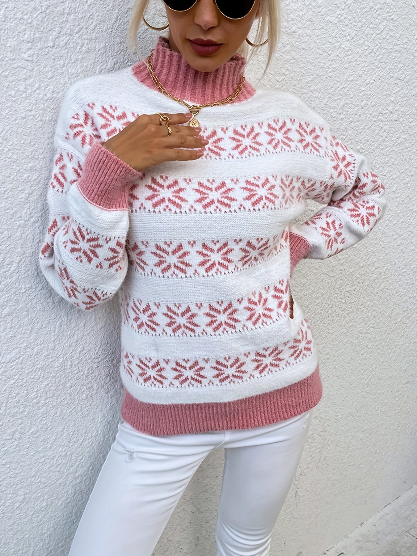 Women’s Holly Christmas Sweater with Festive Pattern
