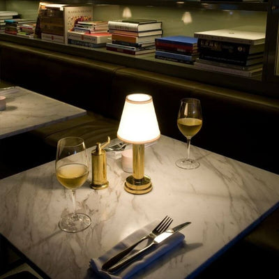 Doku Elegant Wireless Table Lamp
