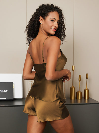 Lily Luxe Silk Ladies Pajama Set – Elegant Backless Sleepwear for Women