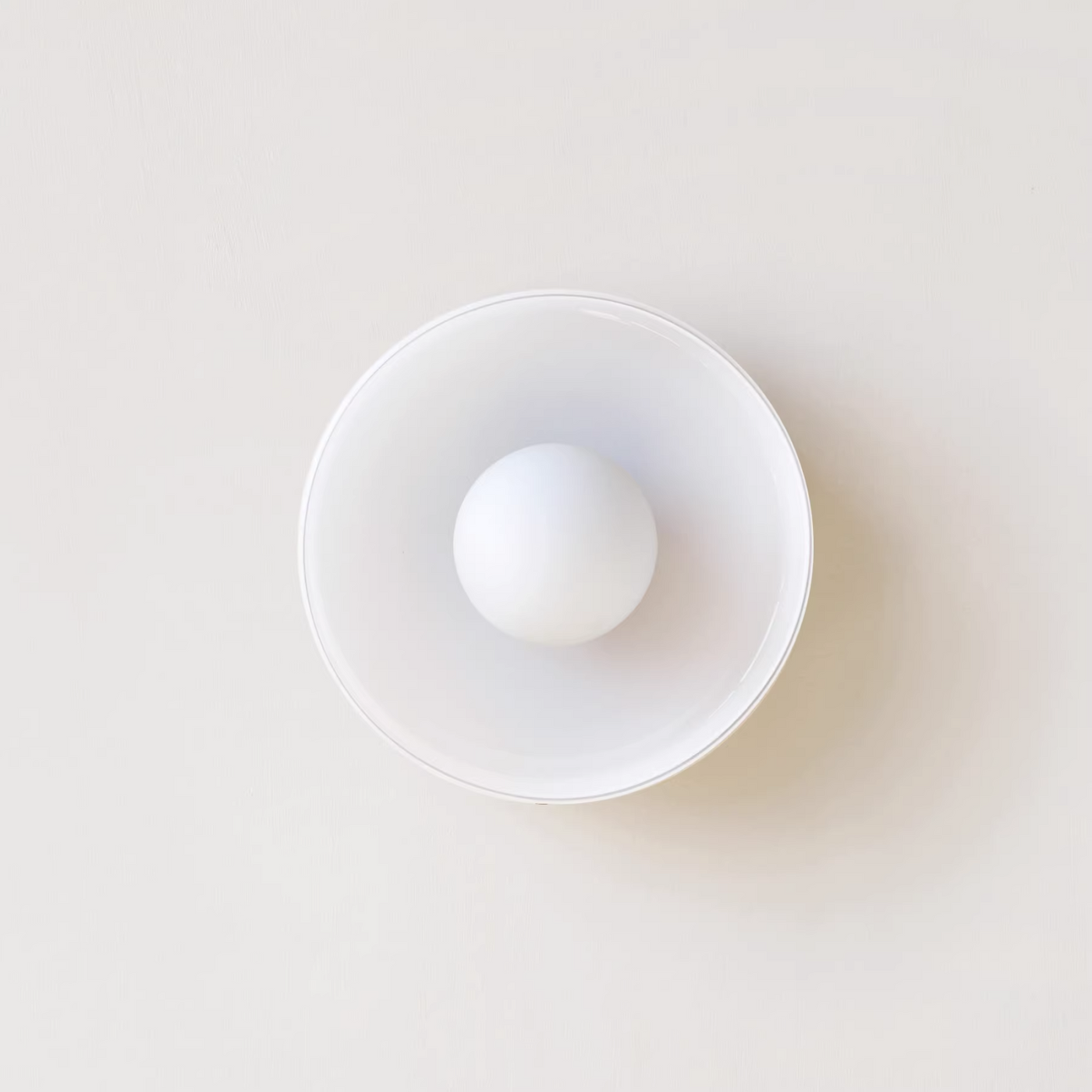 Modern Design Round Ceiling Light – Sleek Glass Lamp for Contemporary Interiors