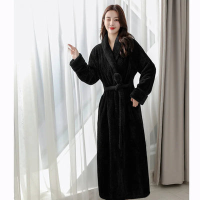 Evi Plush Bathrobe – Cozy Stylish Winter Lounge Robe