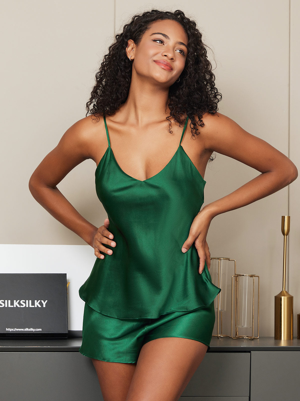Lily Luxe Silk Ladies Pajama Set – Elegant Backless Sleepwear for Women