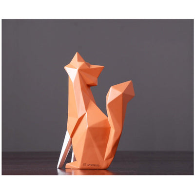 Geometric Fox Figurine – Modern Resin Sculpture