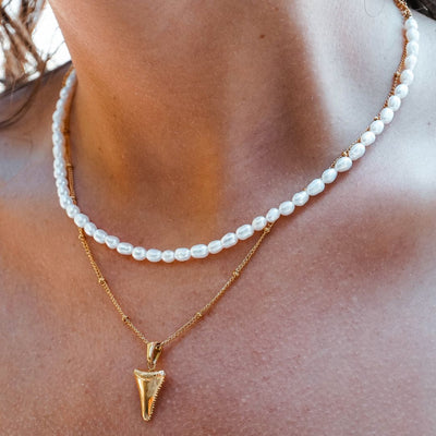 Amélie Freshwater Pearl Choker Necklace with 18K Gold Coating