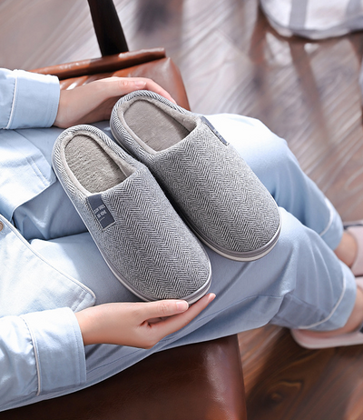 Men’s Warm Plush Slippers with Anti-Slip Sole