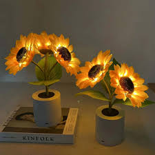 Shimmering Sunflower LED Table Lamp