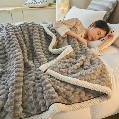 Double-Sided Coral Velvet Blanket Soft Warm Throw for Winter