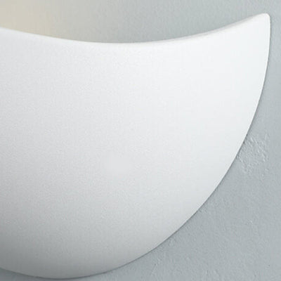 Minimalist Half-Round LED Wall Light – Modern Indoor/Outdoor Lamp