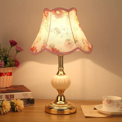 Scandinavian Vintage Table Lamp for Home Decor