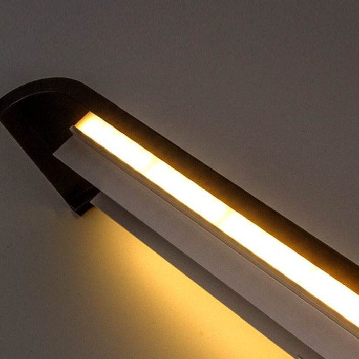 Contemporary LED Wall Lamp – Sleek Black Aluminum Light