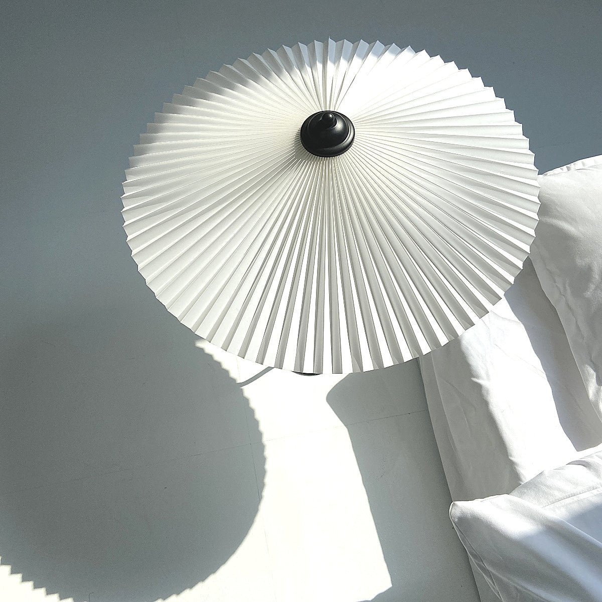 Squiggle Umbrella Table Lamp – Modern Twirl Design with Chrome Finish