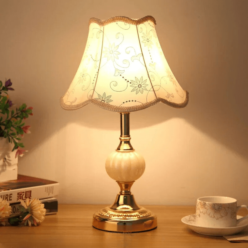 Scandinavian Vintage Table Lamp for Home Decor