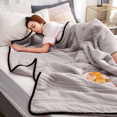 Cooling Blanket for Summer Nights – Lightweight and Breathable