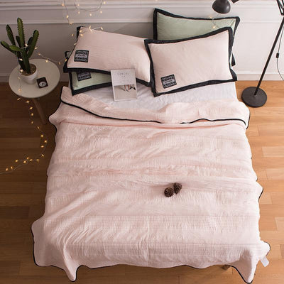 Cooling Blanket for Summer Nights – Lightweight and Breathable