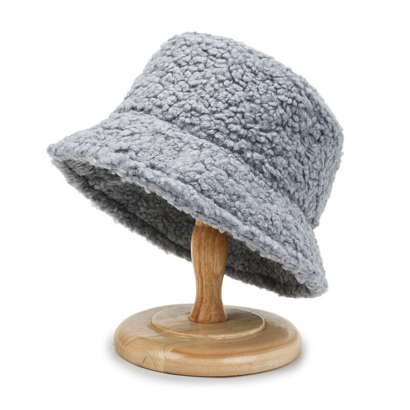 Livia Women’s Teddy Bucket Hat Warm Lambswool