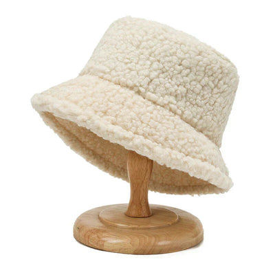 Livia Women’s Teddy Bucket Hat Warm Lambswool